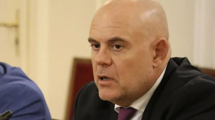 “Още едно дете е пометено от поредния, вероятно пиян и