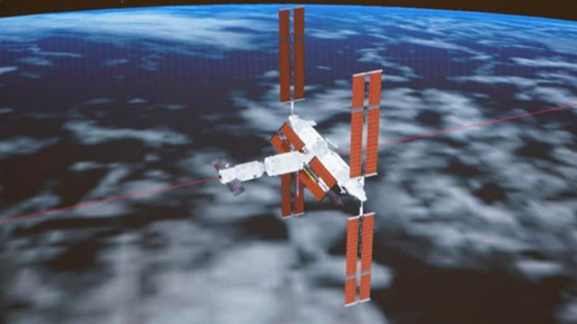 „Тиенджоу-5“ се скачи с китайската космическа станция
