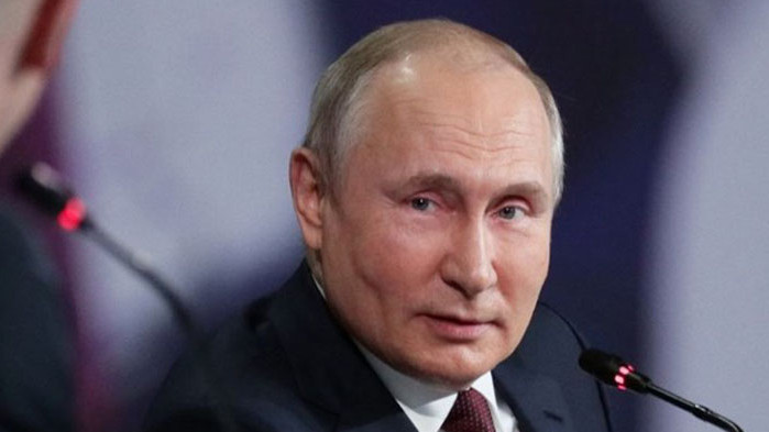 Руският президент Владимир Путин и иранският му колега Ебрахим Раиси