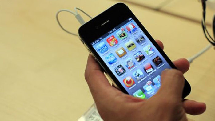 Смартфоните, които непрекъснато използваме, изобилстват на алергени и причинители на