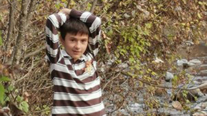 Приятел на бащата на изчезналия в Перник Александър публикува 4