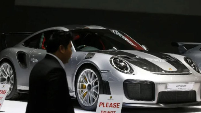 Porsche 911 GT2 RS от предишната серия 991 все още