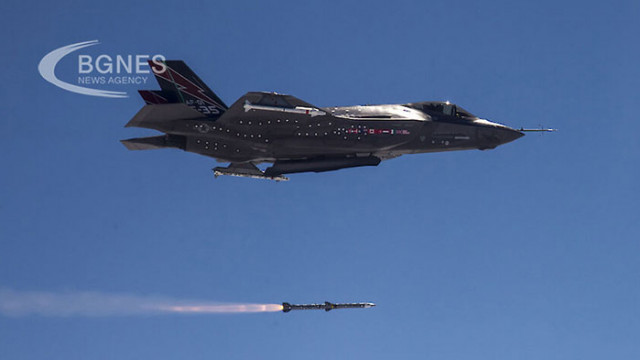 Норвегия купува от САЩ ракети за 500 млн. долара - най-голямата в историята ѝ оръжейна сделка