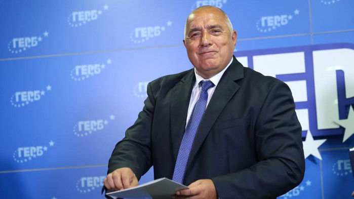 Вместо да се учим от грешките на нашите предшественици -