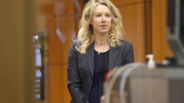 Основателката на компанията Theranos Елизабет Холмс в петък беше осъдена на