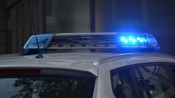 Задържаха петима души след гонка с полицията в Самоков