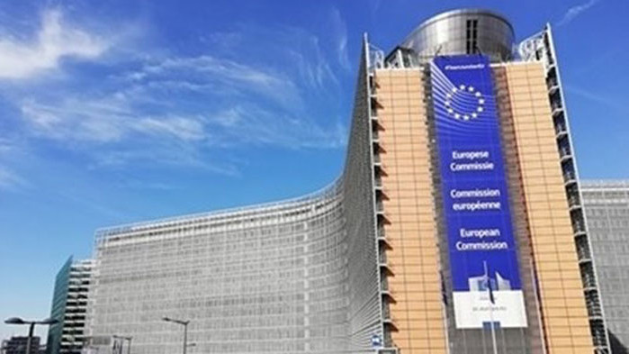 ЕС замразява реформата на договора за енергийната харта