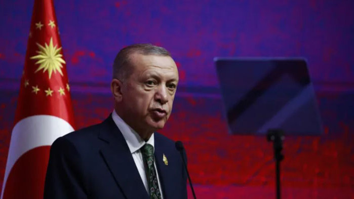 Турция може да започне сухопътна операция в Сирия, заяви президентът