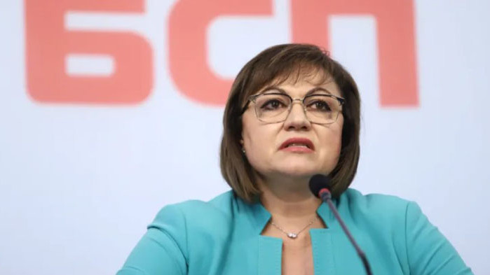 Нинова: Шокираща е разделителната линия между президента и партиите