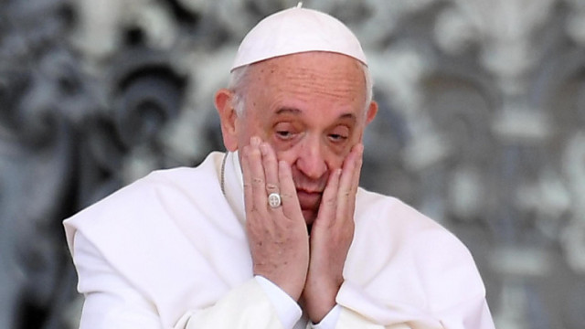 Папа Франциск заяви че днес украинците страдат от мъченичеството на агресията