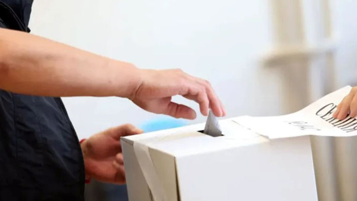 Младежите на БСП-София се обявиха против въвеждането на смесено гласуване,