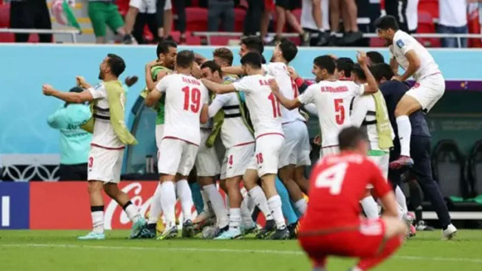 За персите се разписаха Мехди Чешми и Ремин Разаян Считаният