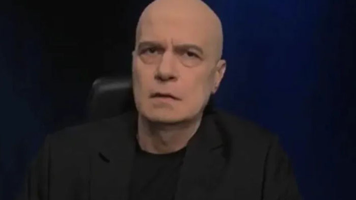 Лидерът на Има такъв народ“ Слави Трифонов излезе с остро