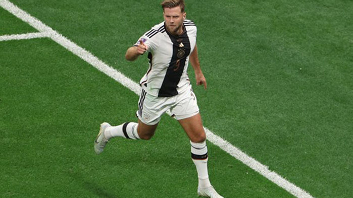 Германия и Испания направиха реми 1:1