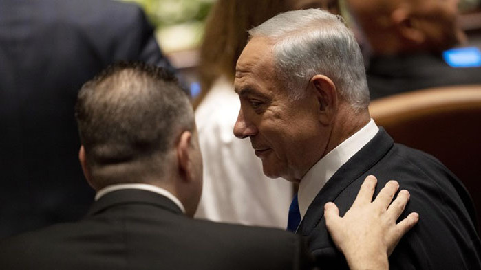 Бившият израелски министър-председател Бенямин Нетаняху сключи коалиционно споразумение с крайно