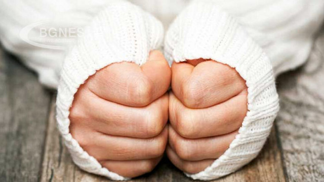 Постоянно студените ръце могат да означават сериозни здравословни проблеми