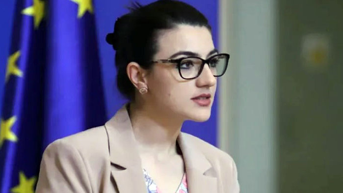 Взело ли е Ленчето едни пари от другарите от УС на ББР, или не?