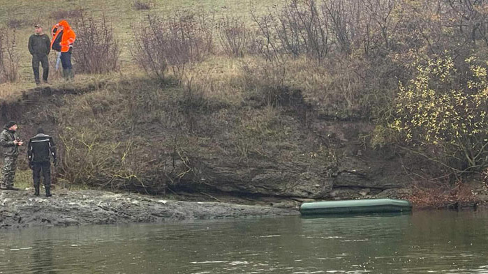 Четвърти ден без следа от в района на язовир Мандра“