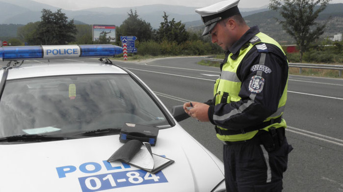 Арестуваха шофьор с два вида наркотици във Враца