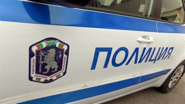 Полицията издирва избягал водач след катастрофа с двама ранени в София