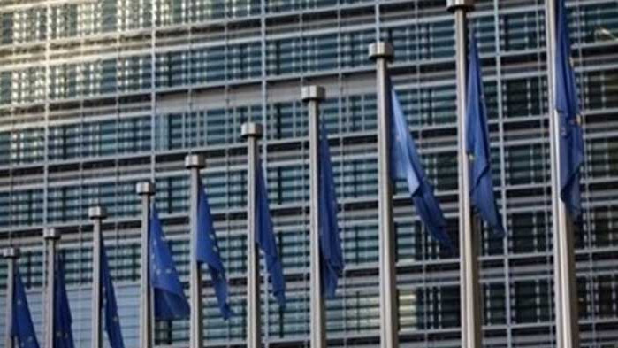 Наказанията са поне пет години затвор, а за дружествата -