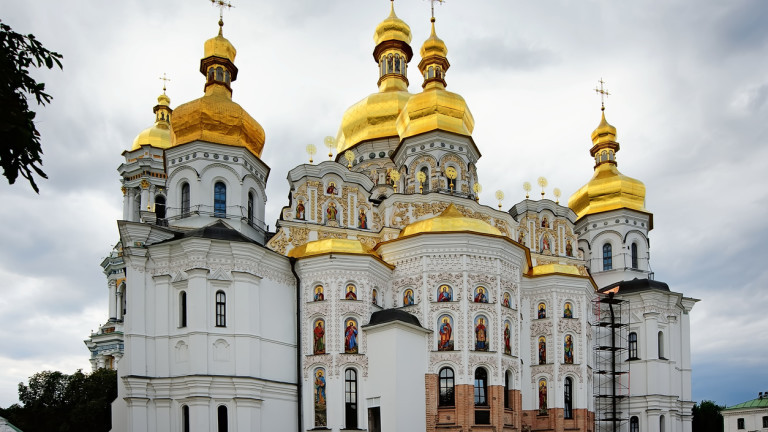 Киево-Печорската лавра официално се регистрира като манастир