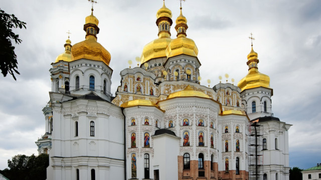 Киево Печерската лавра е официално регистрирана като манастир в рамките на Православната църква