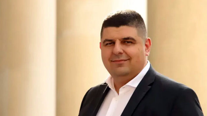 Ивайло Мирчев: Действията на служебния кабинет са по-скоро в интерес на „Лукойл”