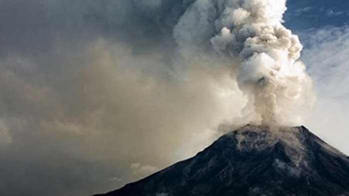 Евакуация заради вулкана Семеру на остров Ява