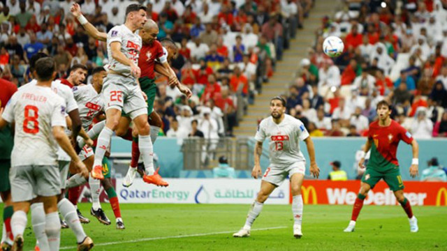 Голямата звезда на Португалия Кристиано Роналдо бе резерва в 1/8-финала