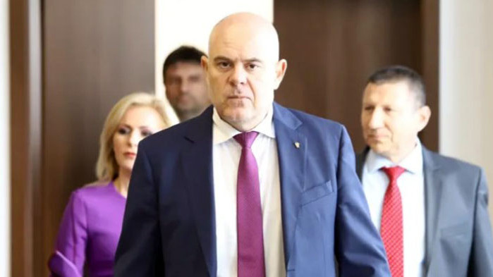 В цяла България се провежда акция "Бяло", разпоредена от главния прокурор Иван Гешев