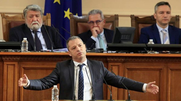 Министрите в кабинет на ГЕРБ няма да бъдат политически лица