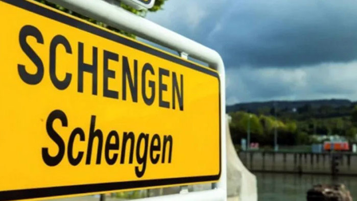 Българската дипломация трябва да поиска поне сухопътните граници спешно да