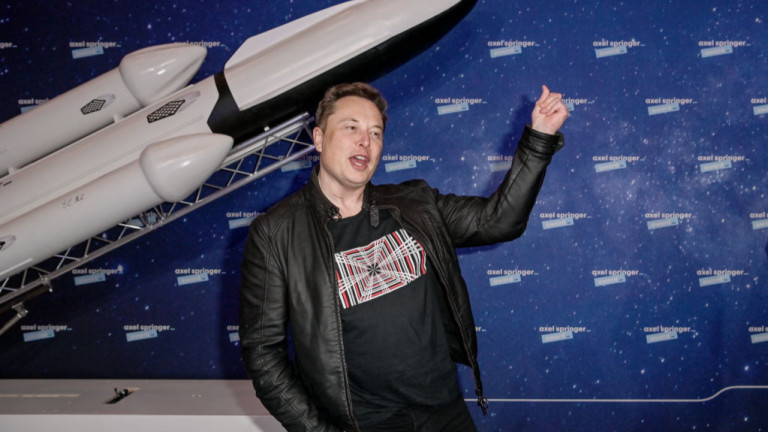 На служителите на Twitter още миналият месец им стана ясно,