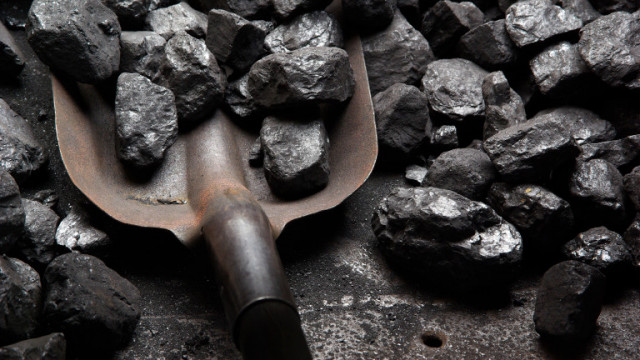 Австралия ще наложи таван на цените на газа и въглищата