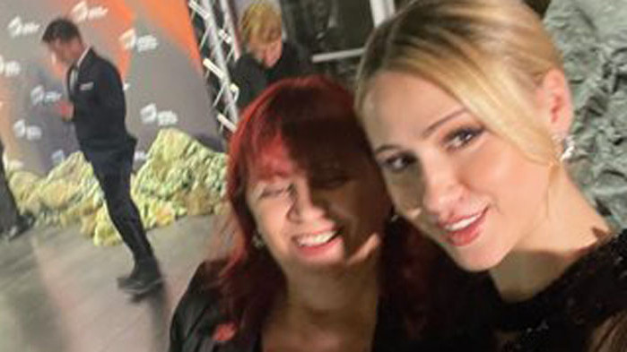 Мамо, ти си най-добрата среща, която съм имала. С тези думи,