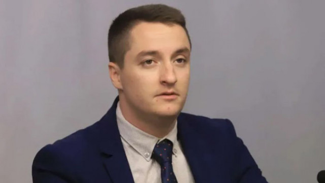 Явор Божанков е освободен предсрочно като член на Комисията по