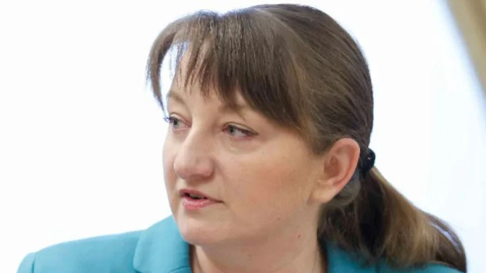 Сачева: Надявам се разумните и отговорни депутати да гласуват за кабинета "Габровски"