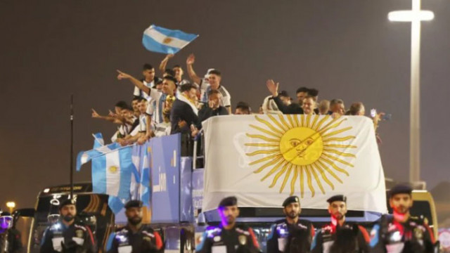 Аржентинците с недостойно поведение след спечелването на Мондиал 2022
