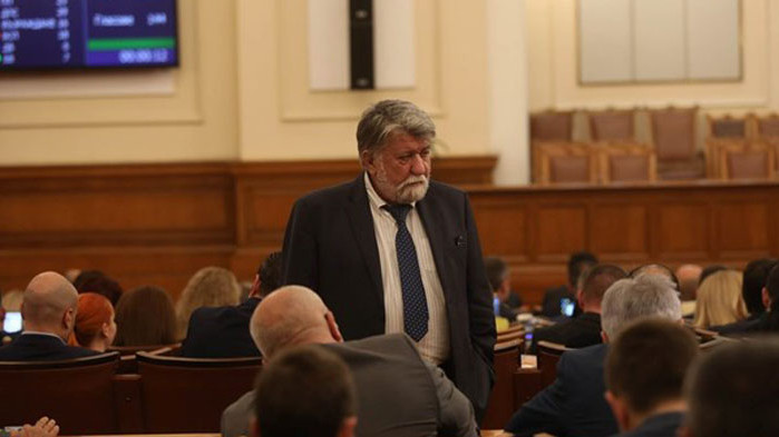 Айде стига с този панаир. С тези думи председателят на