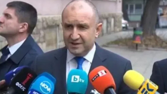 Радев за военната помощ за Украйна: Ветото е абсолютно безпредметно, има сключен договор