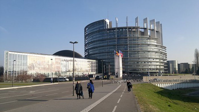 Повторното изтичане на информация от разследването по големия корупционен скандал