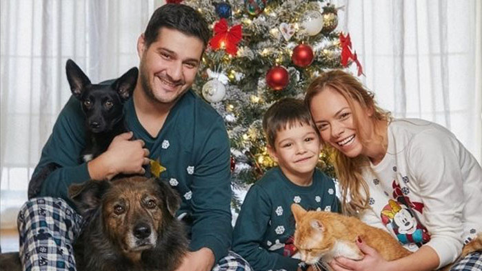 Вижте как родните звезди прекараха коледните празници (СНИМКИ)