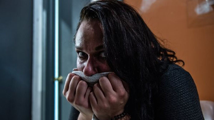 Подкожно инжектиране на ботулинов токсин намалява активността на потните жлези за 6-9 месеца Изпотяването е