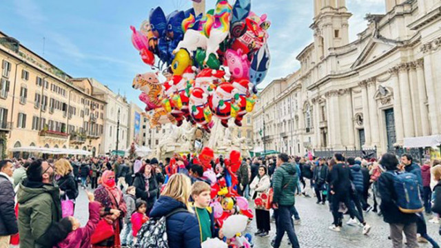 Италия регистрира бум на туризма за Коледа, Рим е шампионът