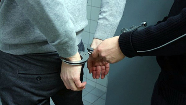 Столичните полицаи задържаха 36 годишен мъж по подозрение за насилие над