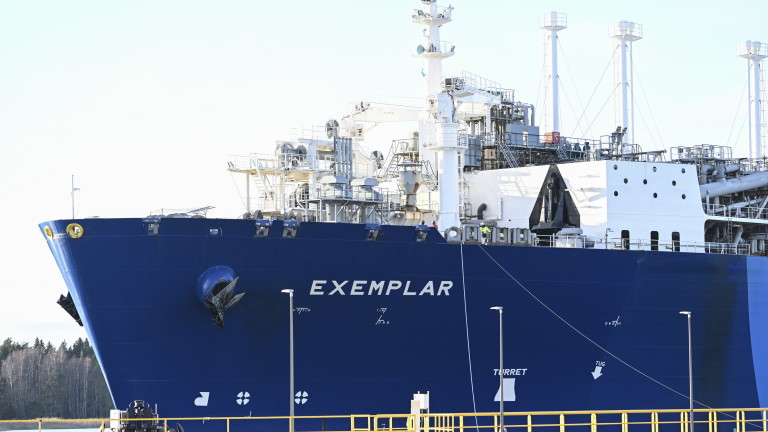 Финландия започна тестово подаване на газ от плаващия терминал за втечнен природен