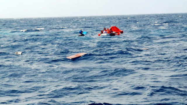 Двама загинали и 200 спасени мигранти край Ливан