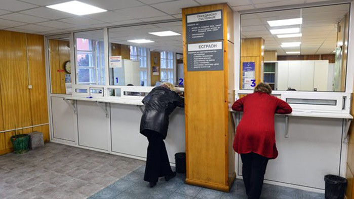 По проекта за 350 хил. лв. е предвидено и социологическo  проучване, и преглед на интернет страниците на администрацията