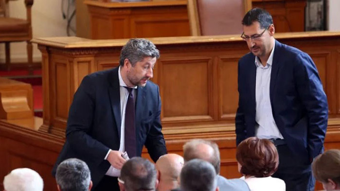 Който иска извънредна сесия на общинския съвет, да си осигури